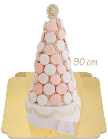  Hochzeitstorte mit einem Turm aus veganen, glutenfreien Makronen - 5